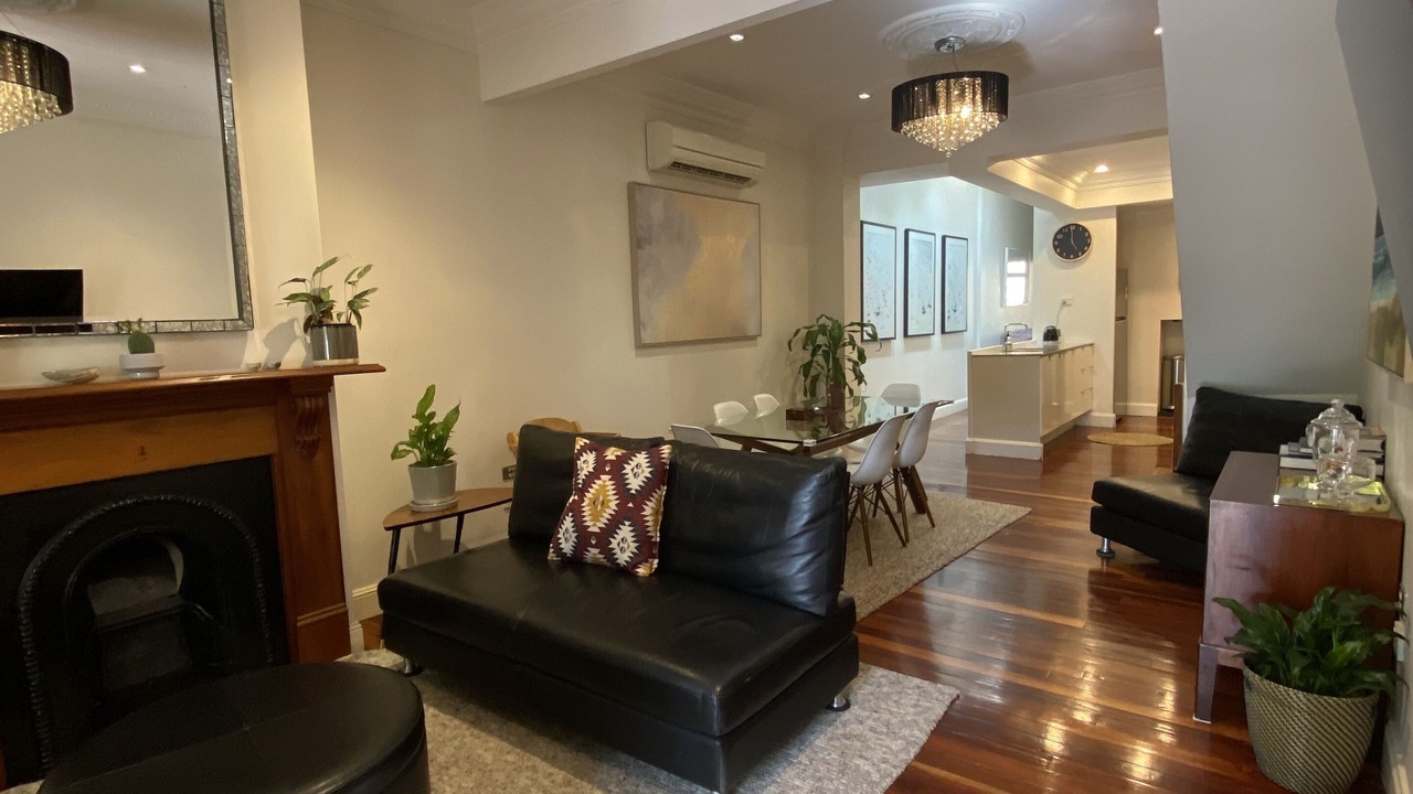Photo of Livingroom in Redfern