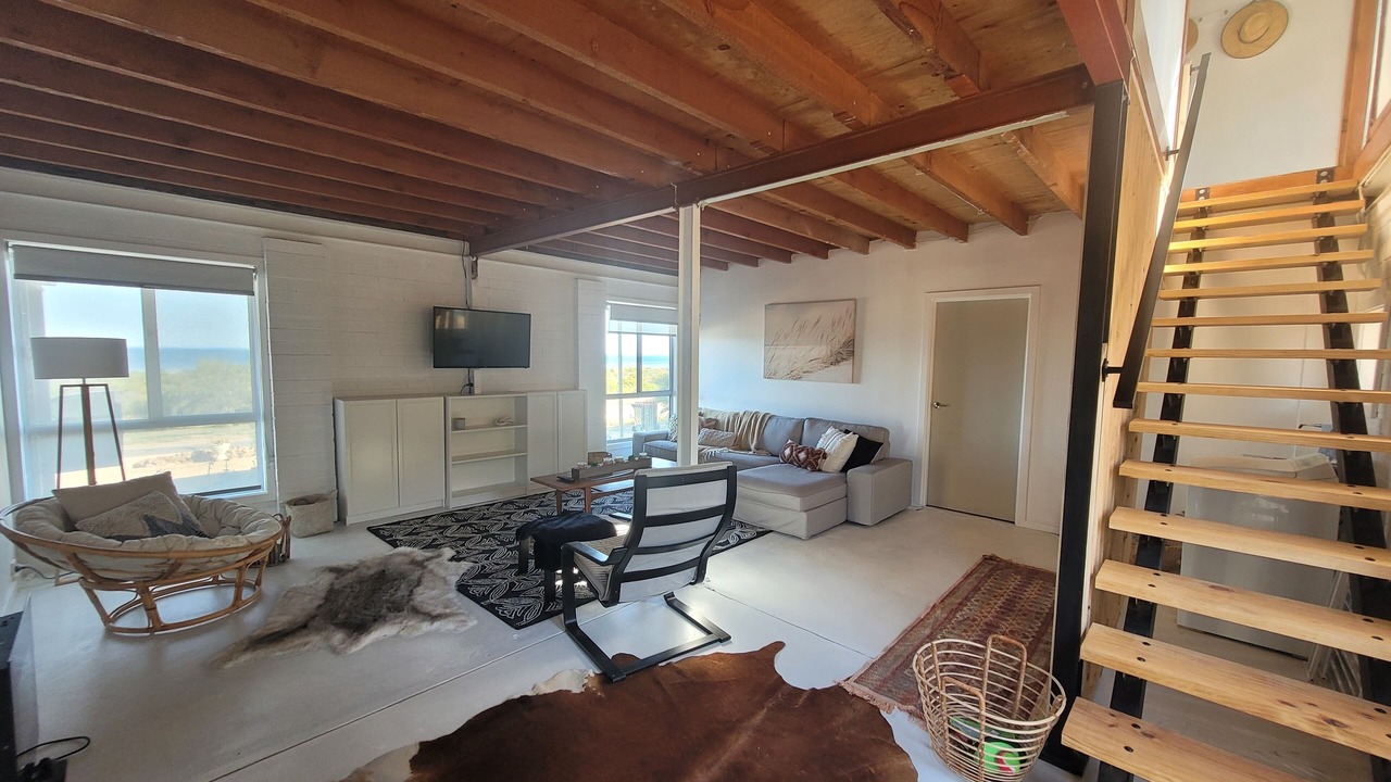 Photo of Livingroom in Tiddy Widdy Beach