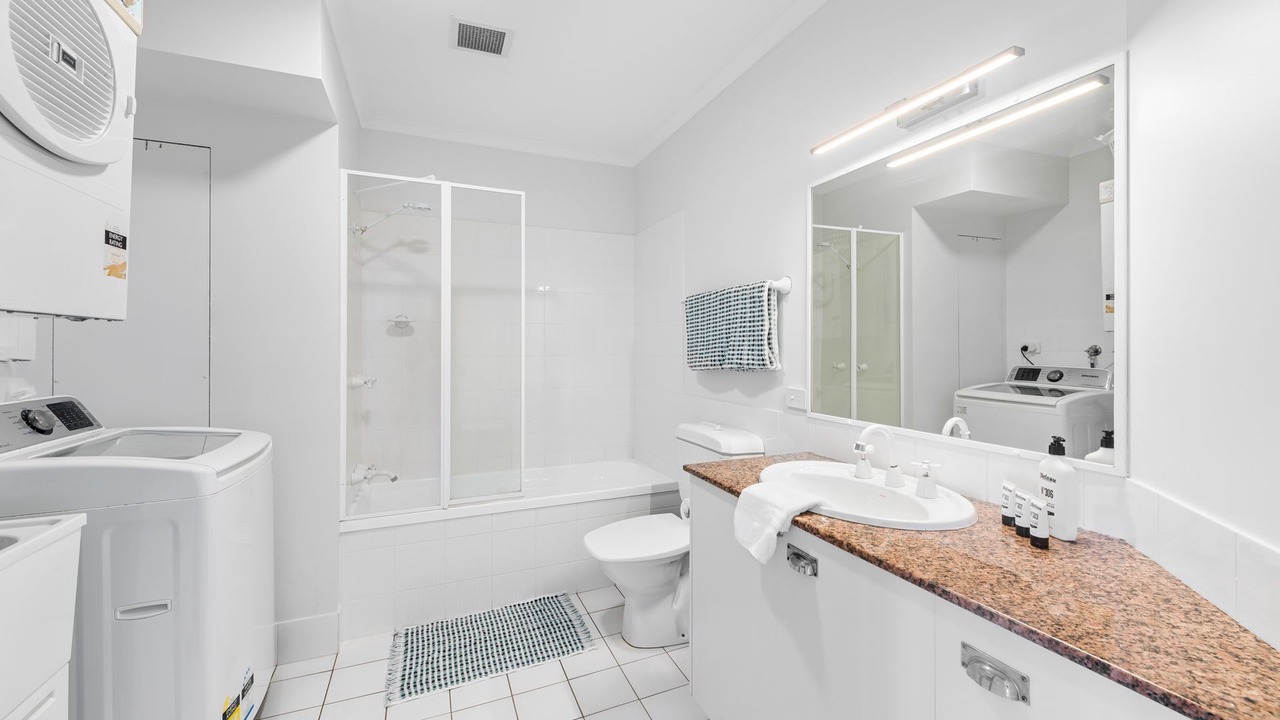 Photo of Bathroom in Sunrise Beach