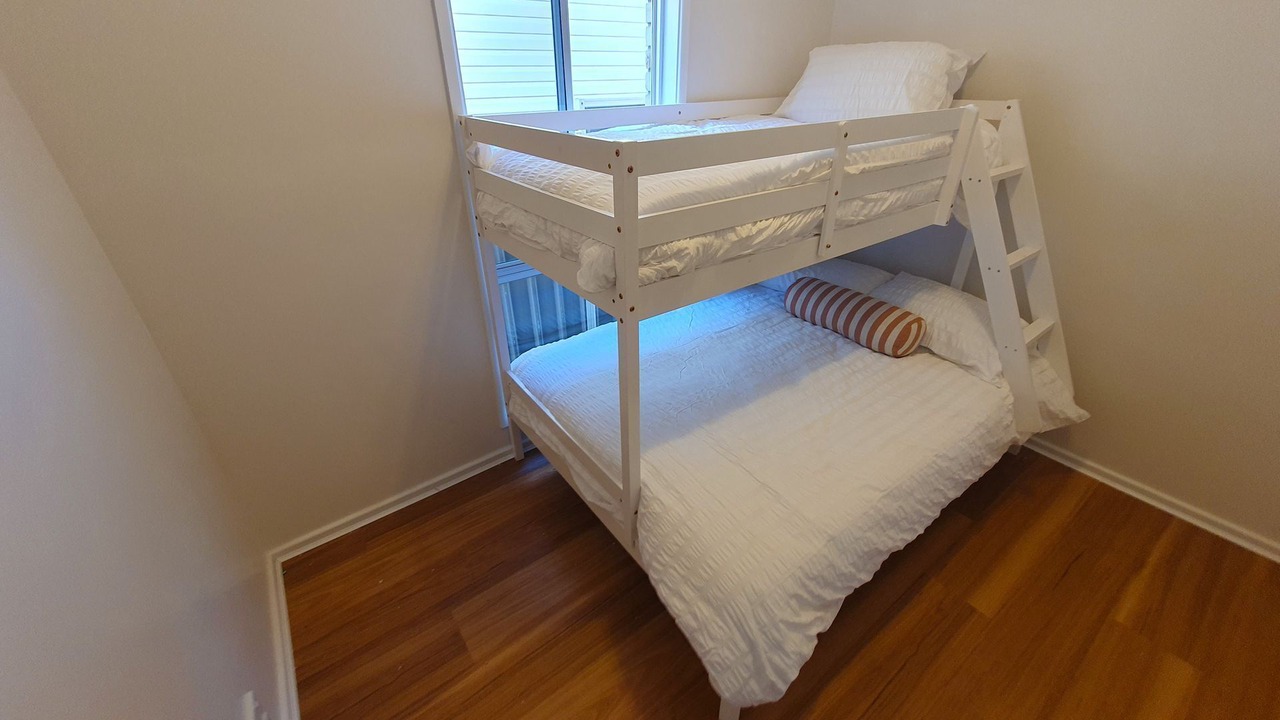 Photo of Bedroom in Sunshine