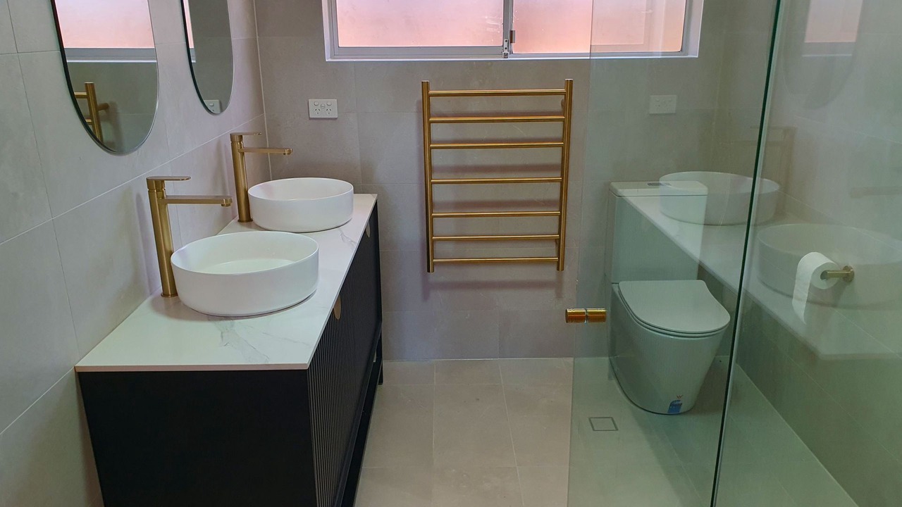 Photo of Bathroom in Sunshine