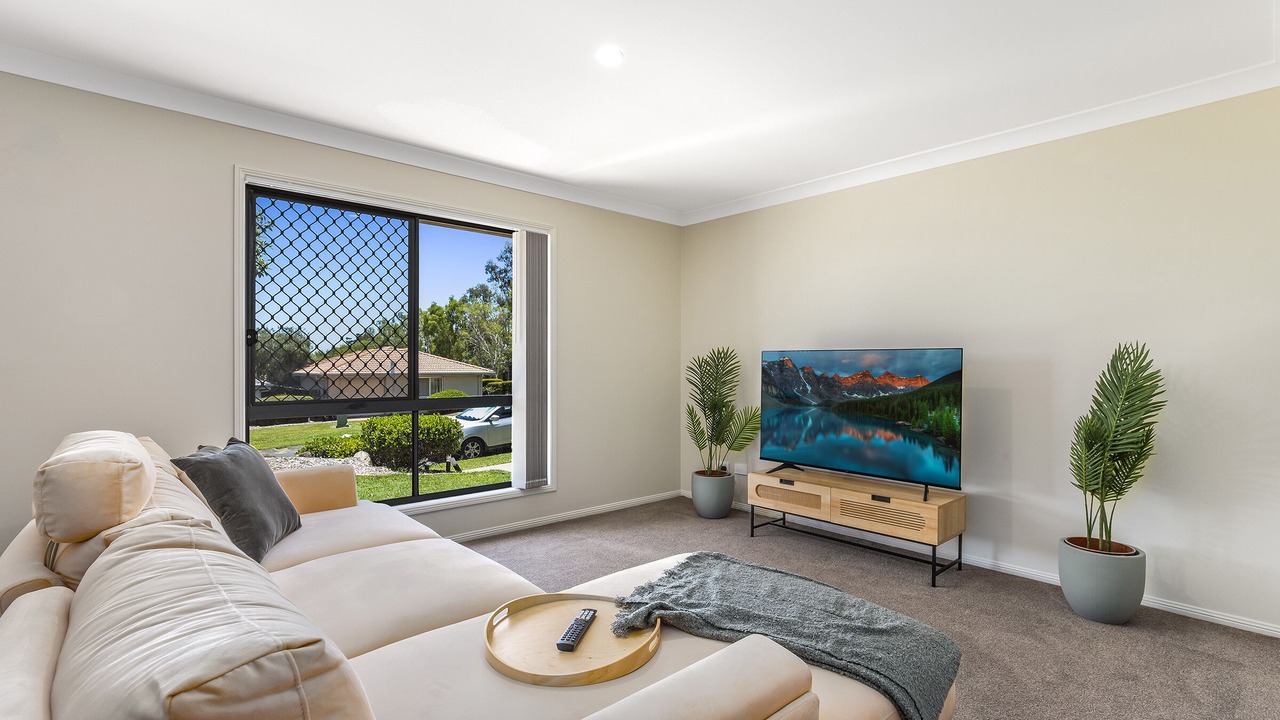 Photo of Livingroom in Eight Mile Plains