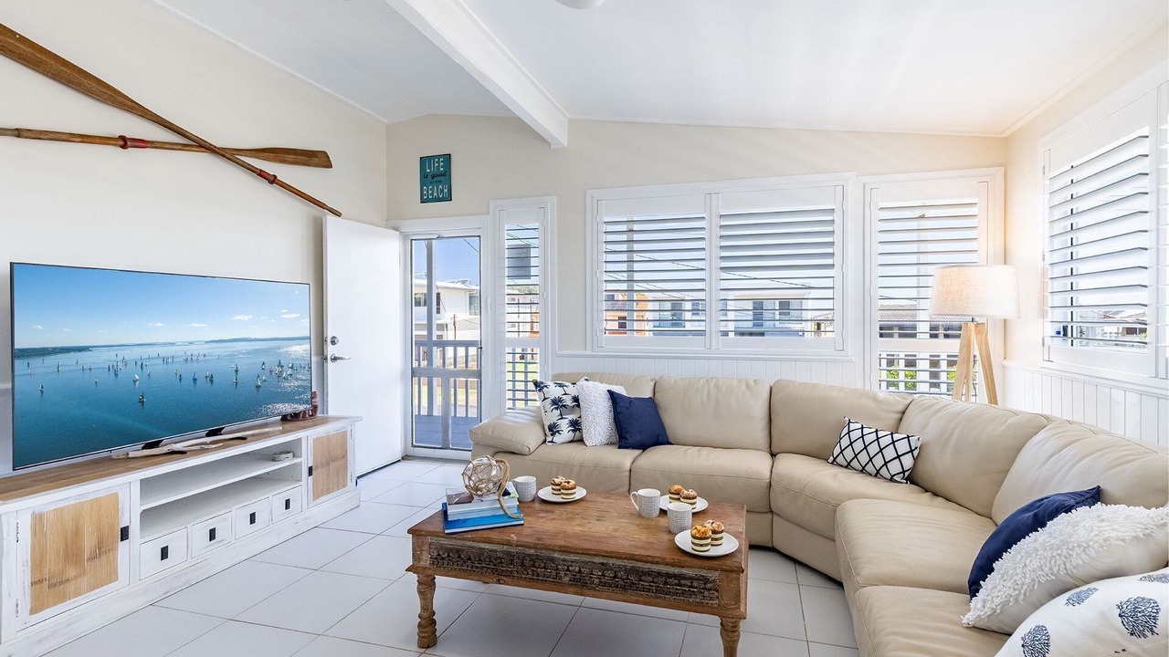 Photo of Livingroom in Anna Bay