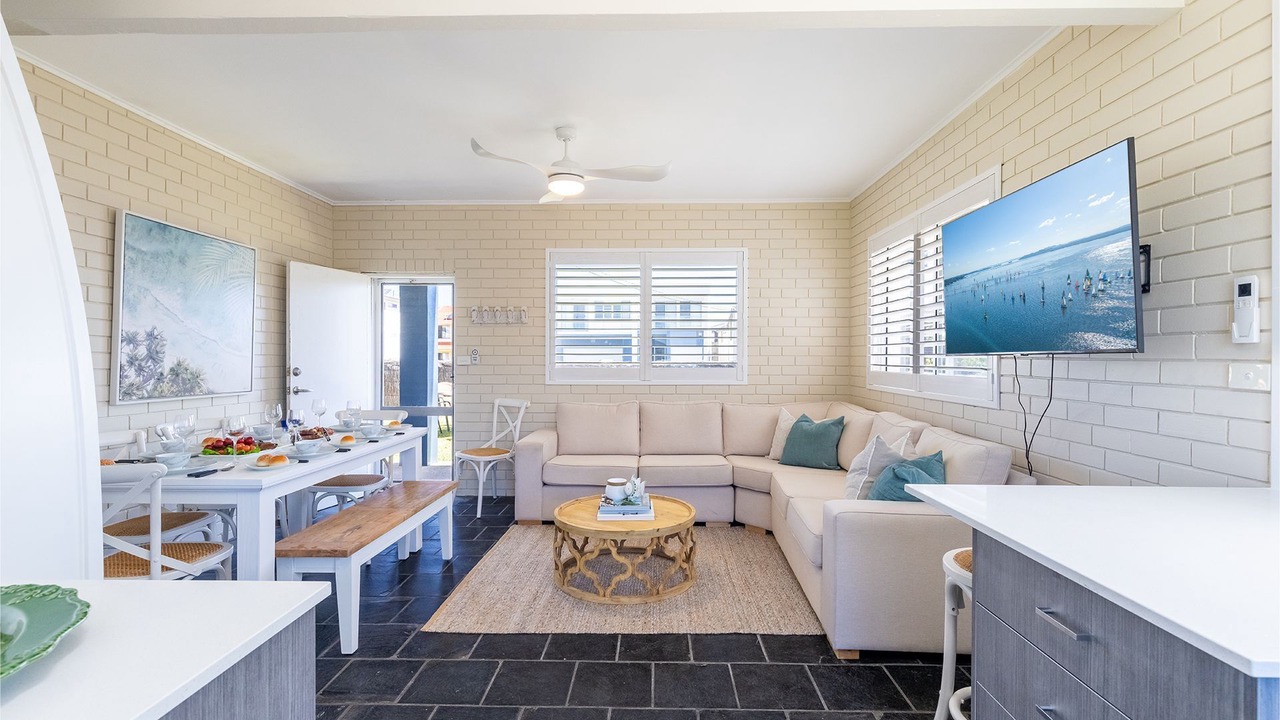 Photo of Livingroom in Anna Bay