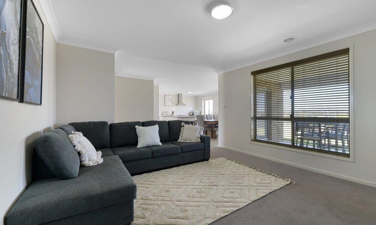 Photo of Livingroom in Orange
