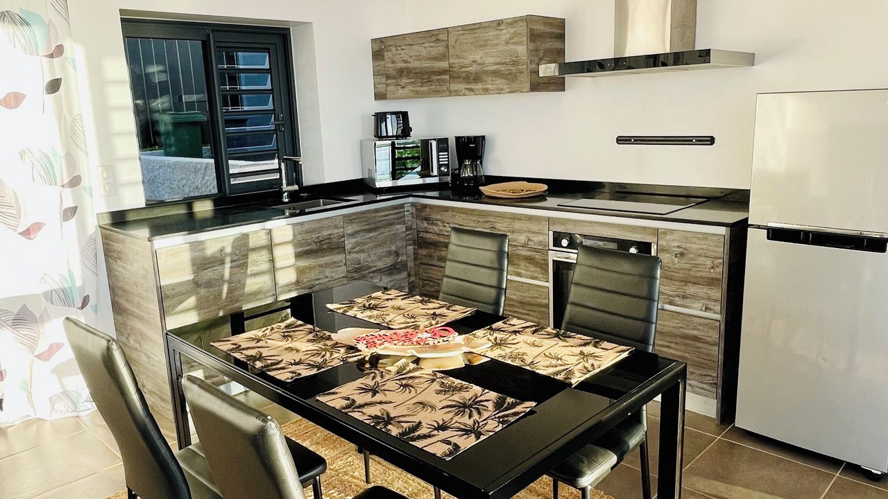 Photo of Kitchen in Punaauia