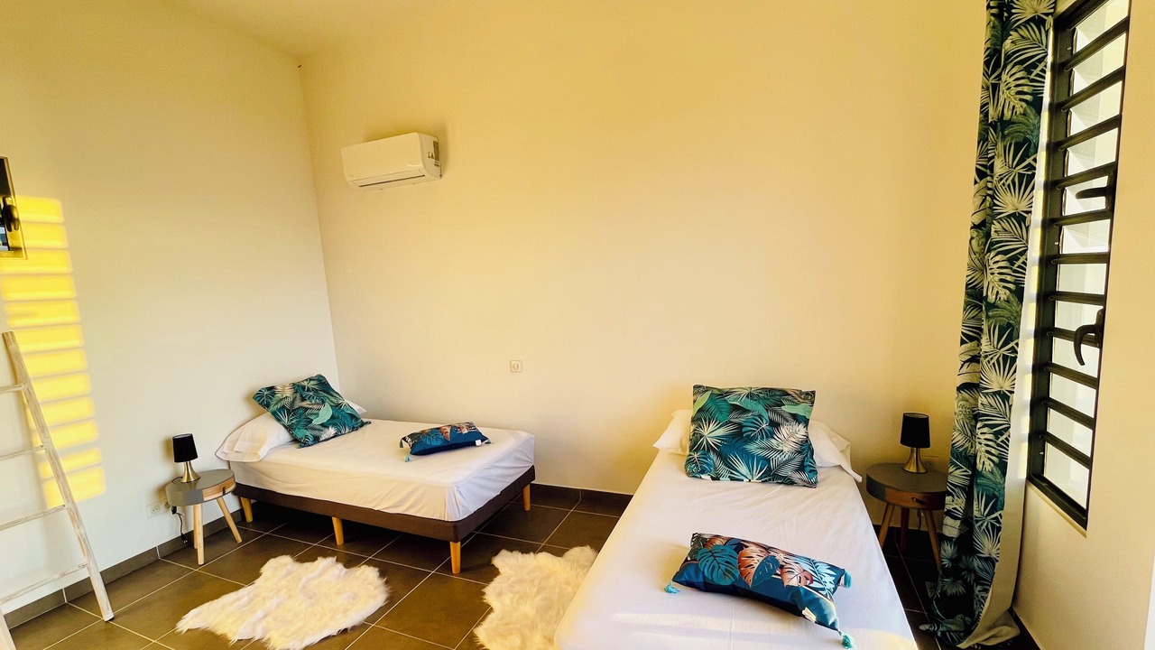 Photo of Bedroom in Punaauia