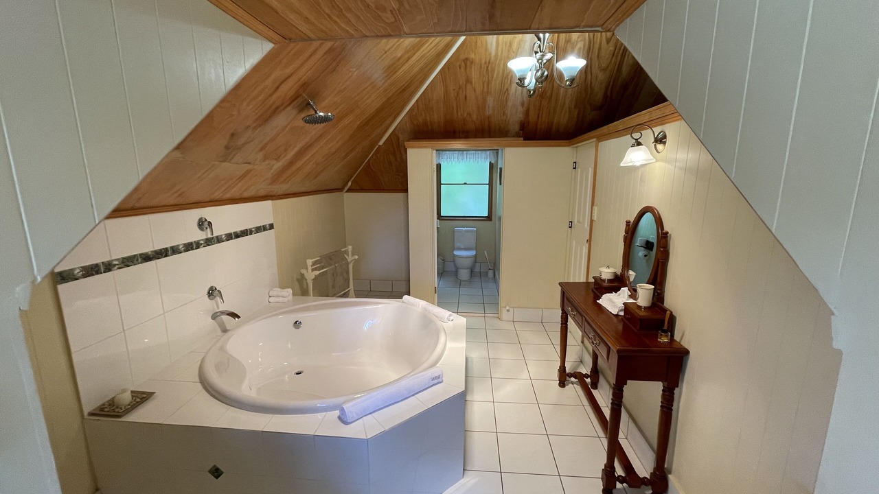Photo of Bathroom in Booroobin