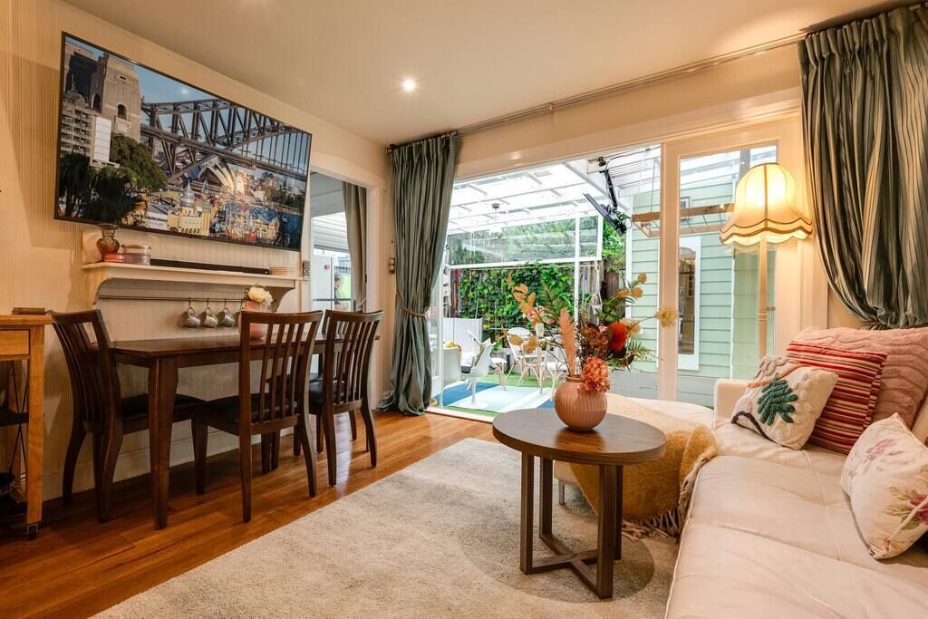 Photo of Outdoor in Redfern