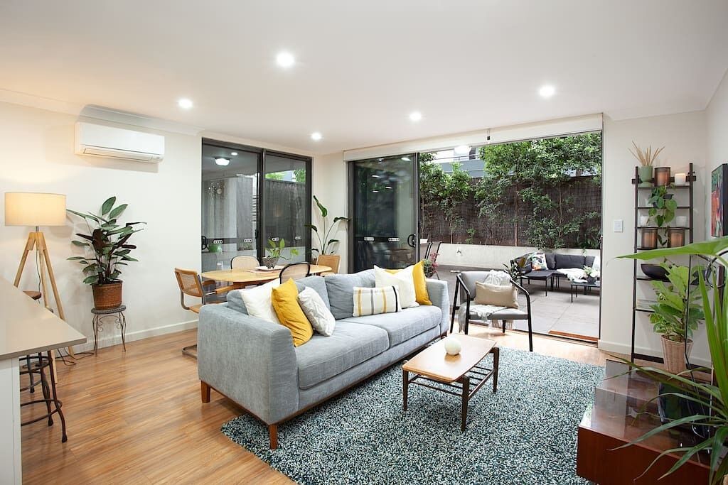Photo of Livingroom in Camperdown