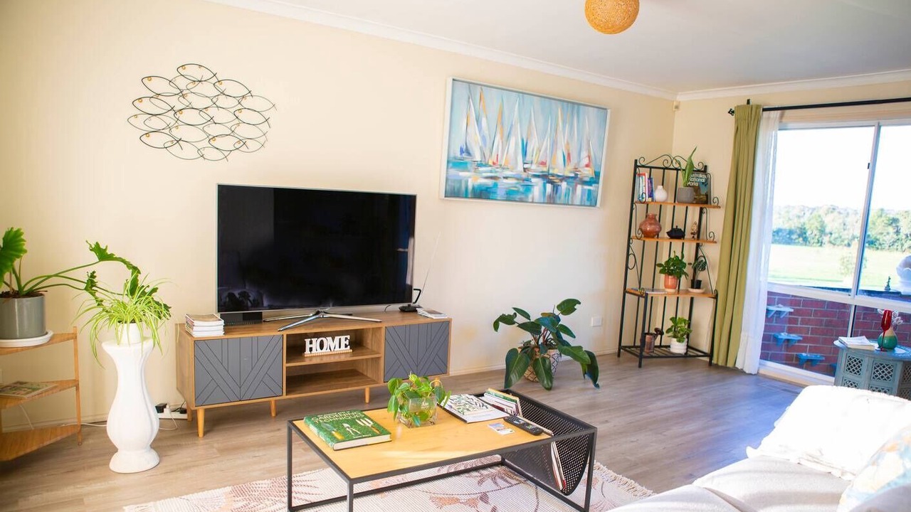 Photo of Livingroom in Dandenong