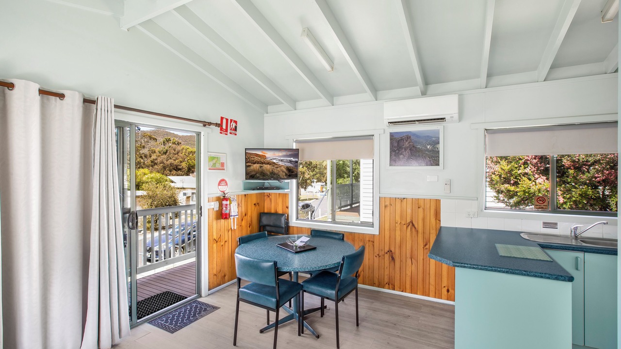Photo of Livingroom in Halls Gap