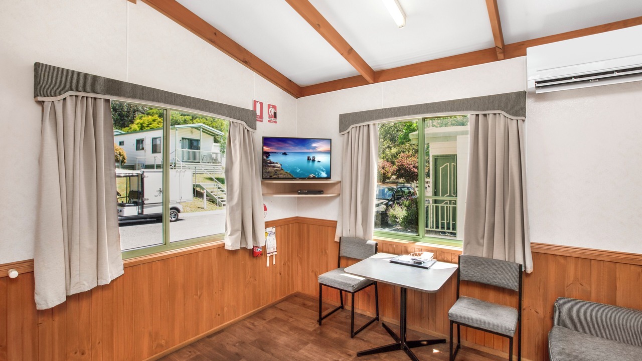 Photo of Livingroom in Halls Gap