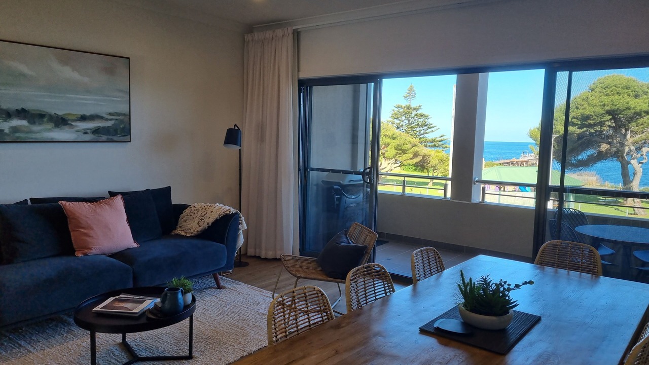 Photo of Livingroom in Kingscote