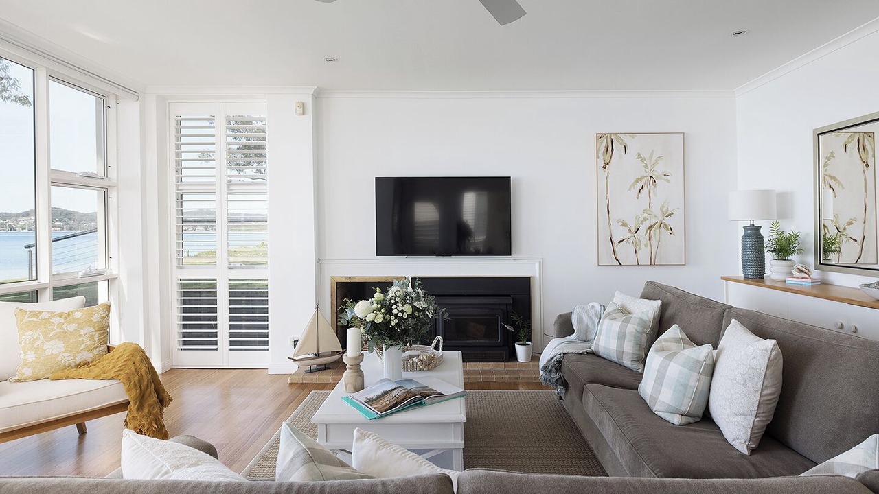 Photo of Livingroom in Salamander Bay