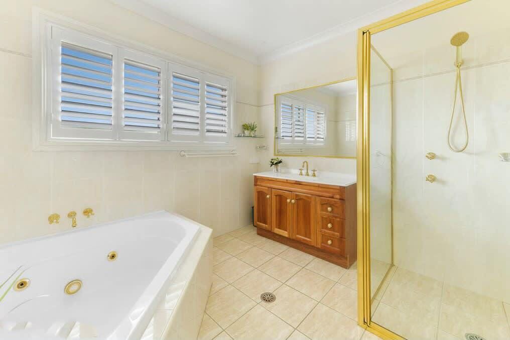 Photo of Bathroom in Bletchington