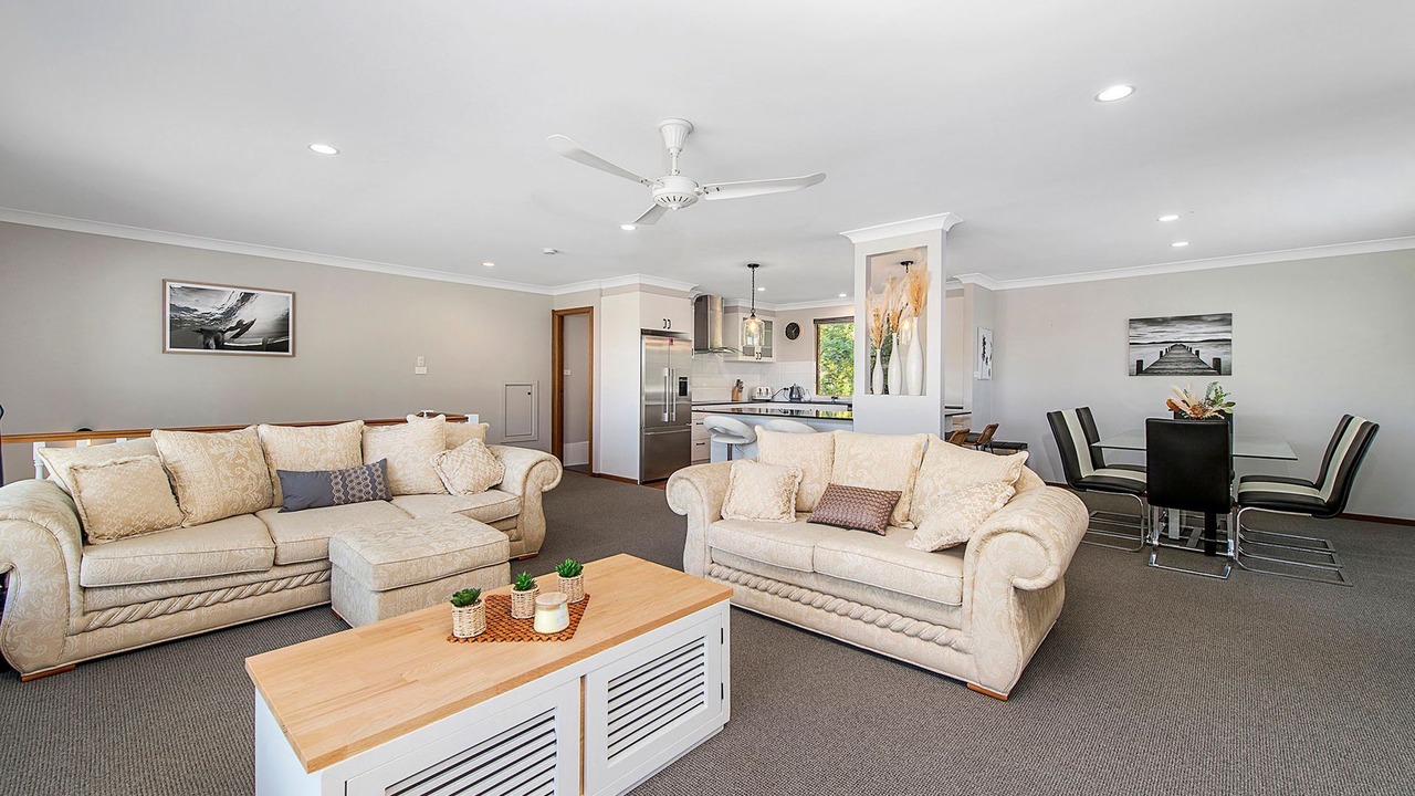 Photo of Livingroom in Bonny Hills