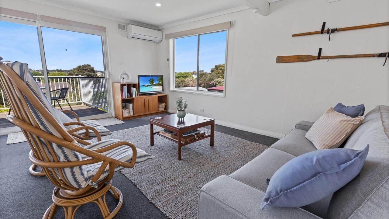 Photo of Livingroom in Paynesville