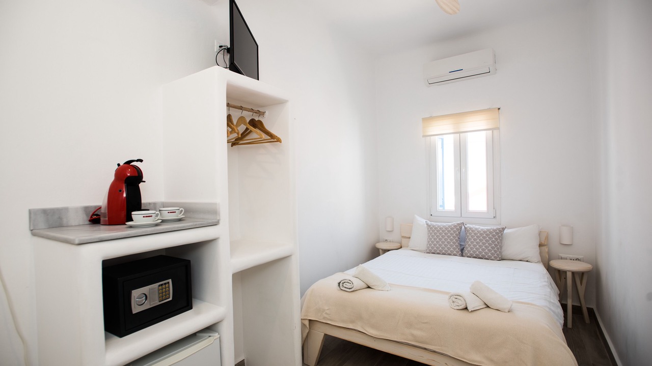 Photo of Bedroom in Mykonos Town