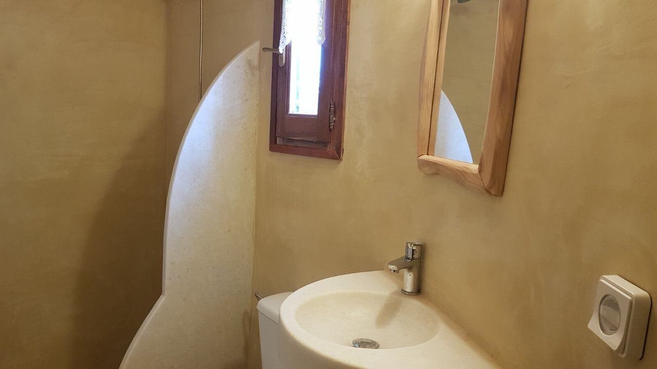 Photo of Bathroom in Pounta