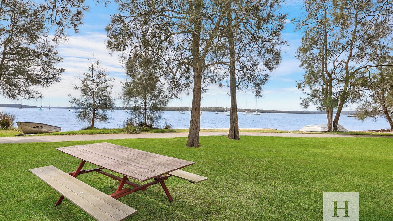 Photo of Outdoor in Mannering Park