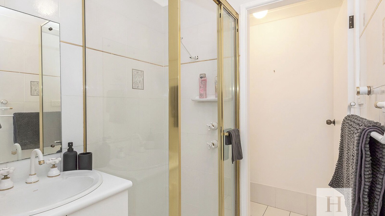 Photo of Bathroom in Mannering Park