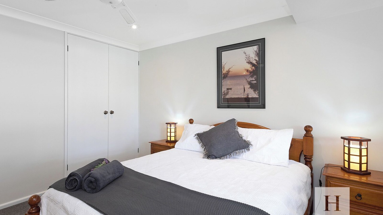 Photo of Bedroom in Mannering Park