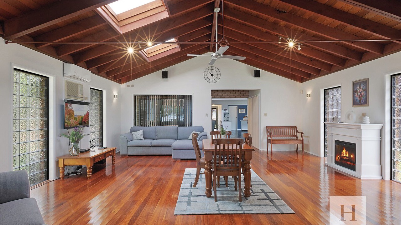 Photo of Livingroom in Mannering Park