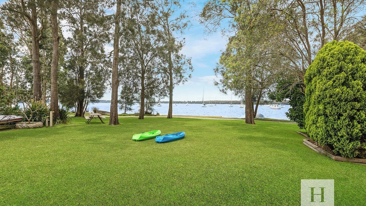Photo of Outdoor in Mannering Park
