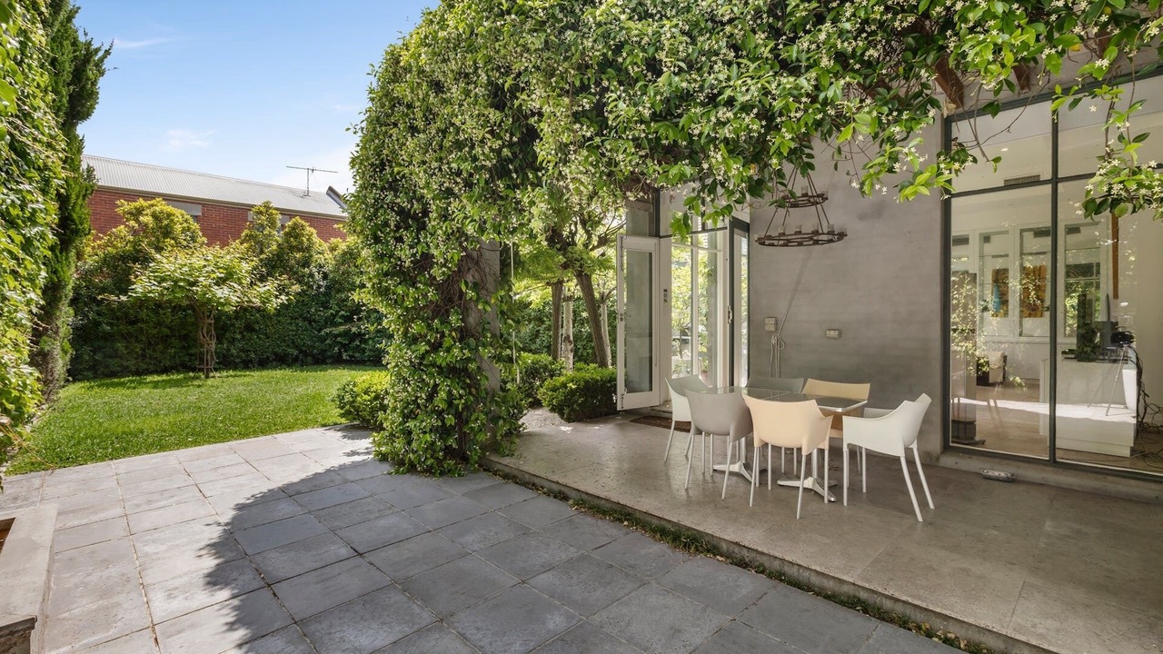 Photo of Outdoor in St Kilda West