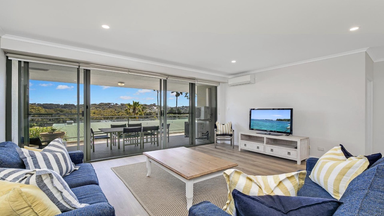 Photo of Livingroom in Avoca Beach