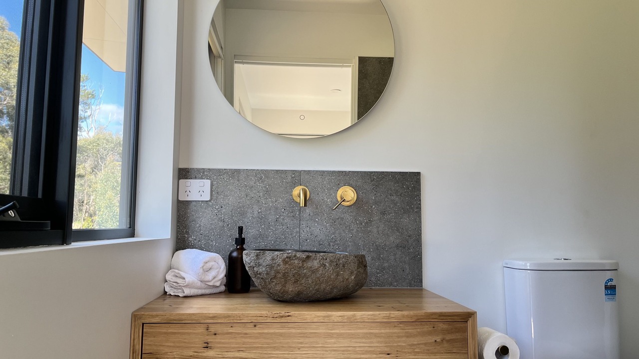 Photo of Bathroom in Lunawanna