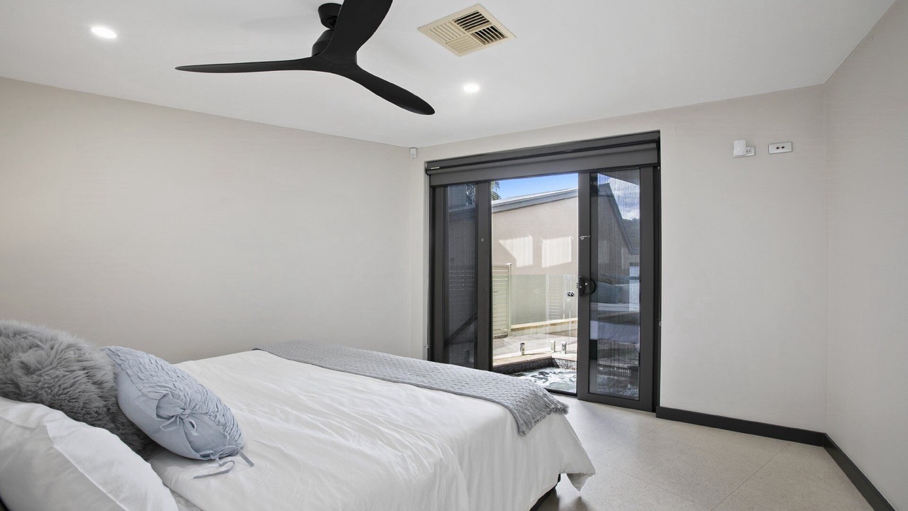 Photo of Bedroom in Booker Bay
