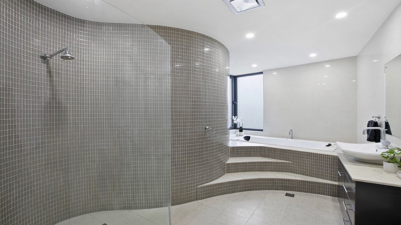 Photo of Bathroom in Booker Bay