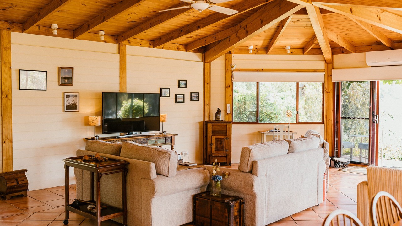 Photo of Livingroom in Castle Forbes Bay