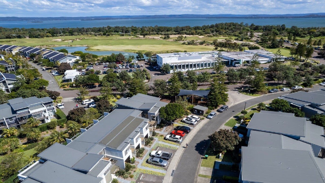 Photo of Outdoor in Magenta Shores