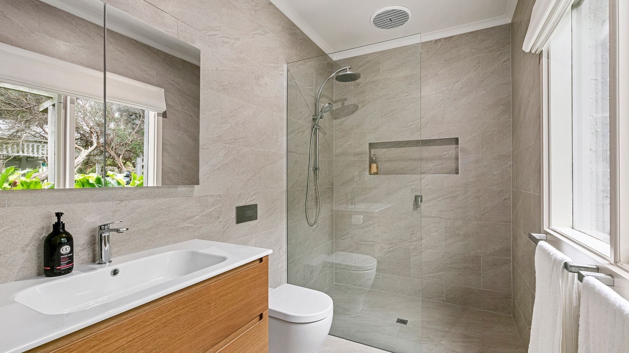 Photo of Bathroom in Point Lonsdale
