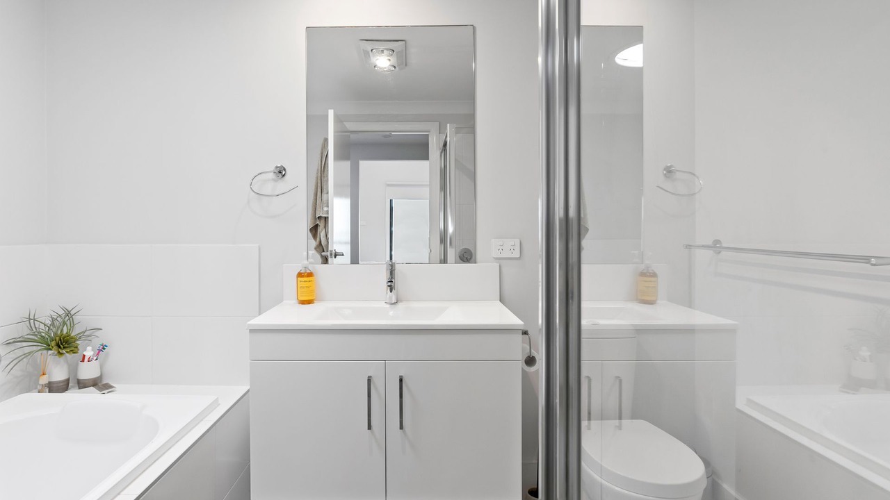 Photo of Bathroom in The Entrance North