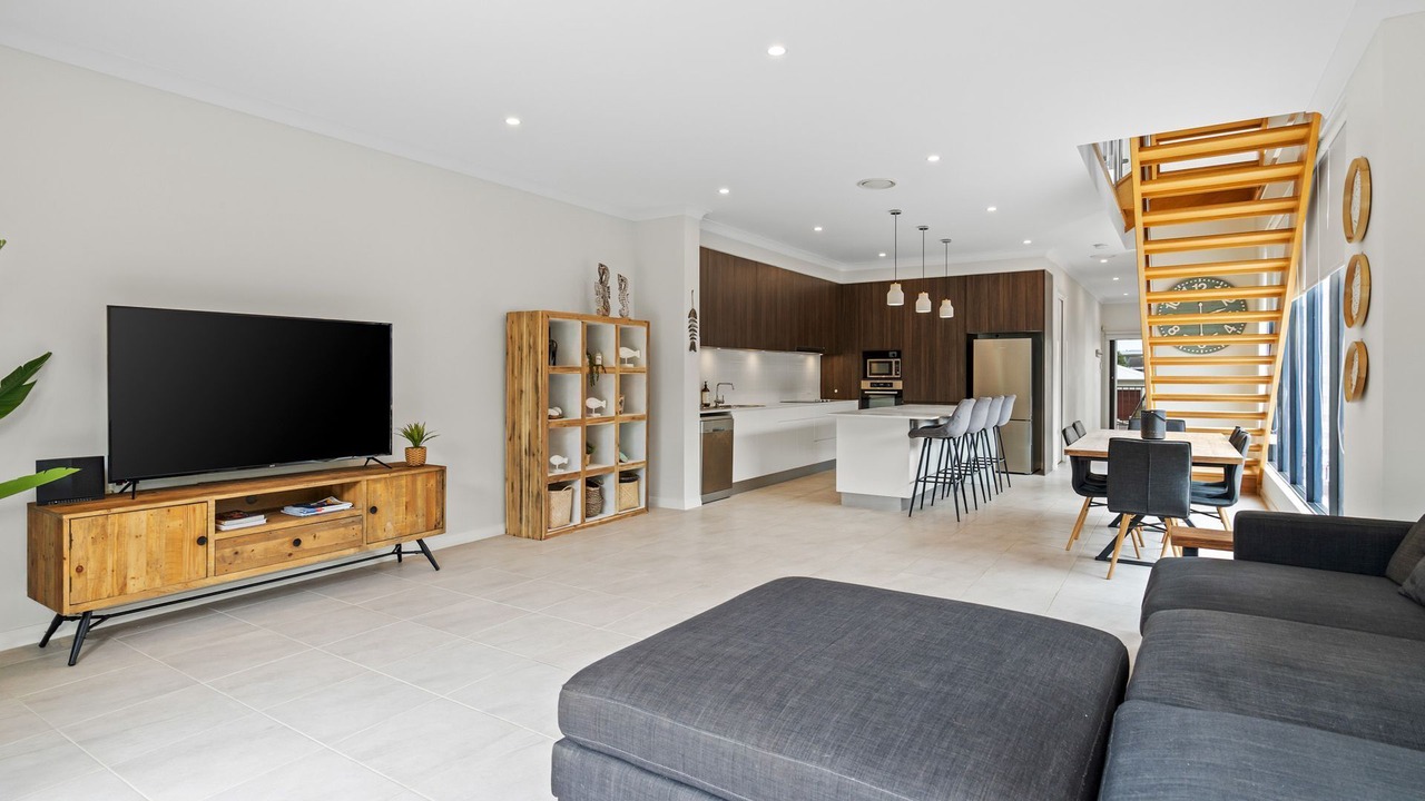 Photo of Livingroom in The Entrance North
