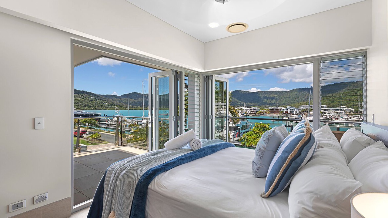 Photo of Bedroom in Airlie Beach