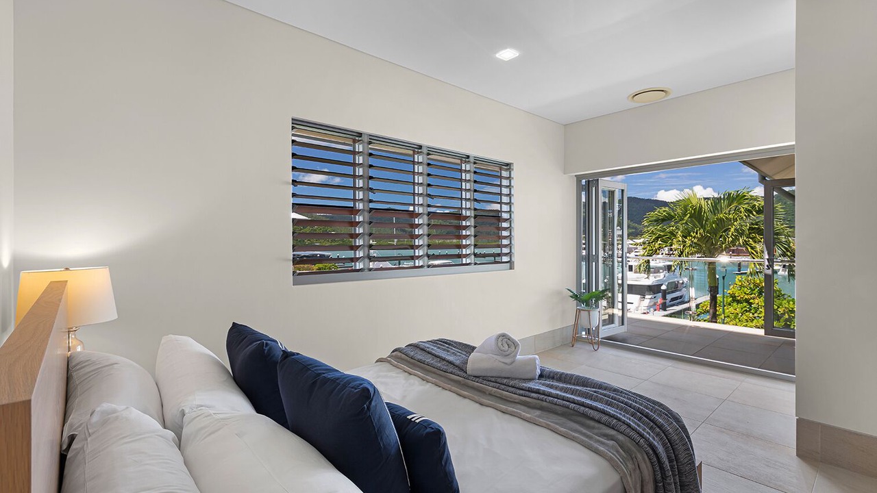 Photo of Bedroom in Airlie Beach
