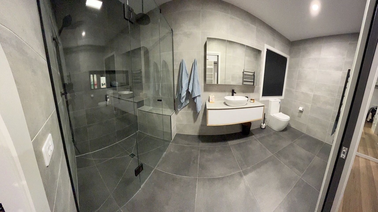 Photo of Bathroom in Coongulla