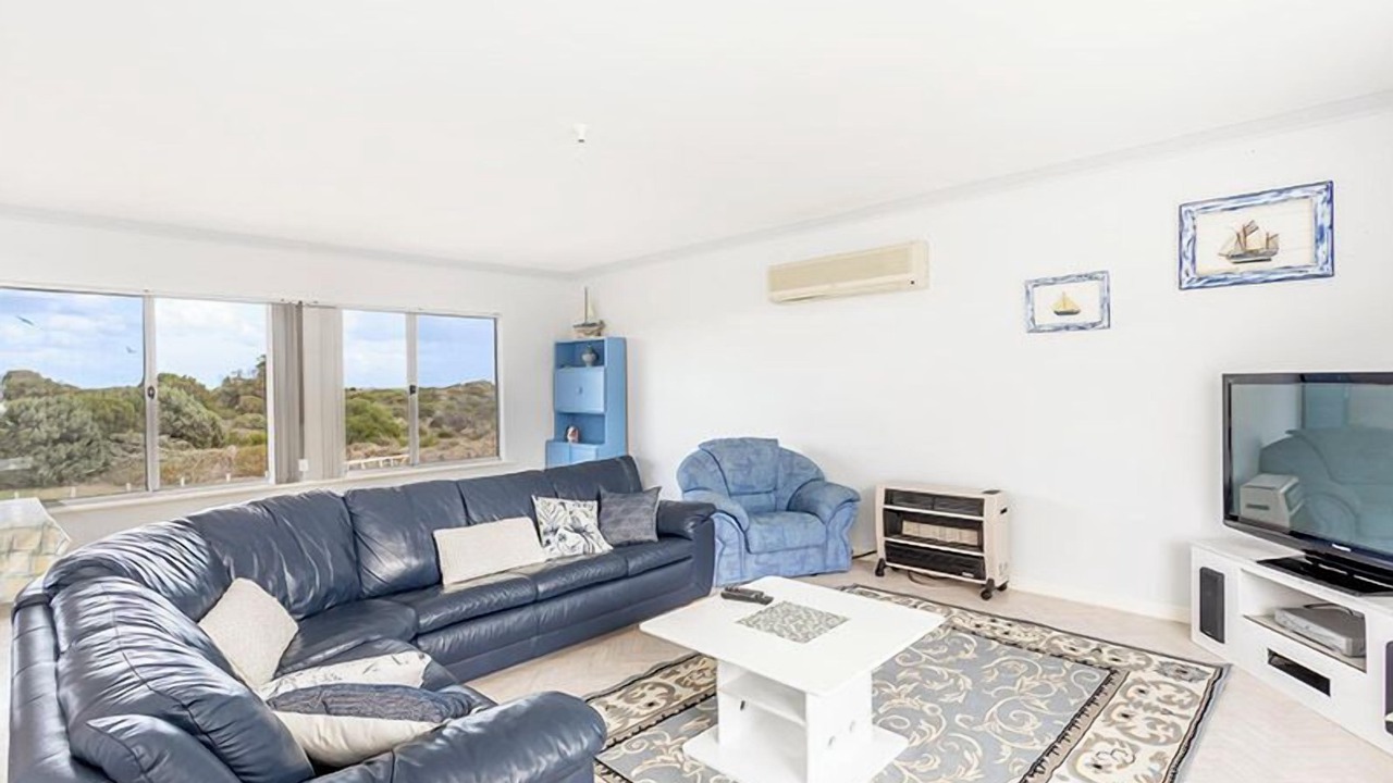 Photo of Livingroom in Golden Bay