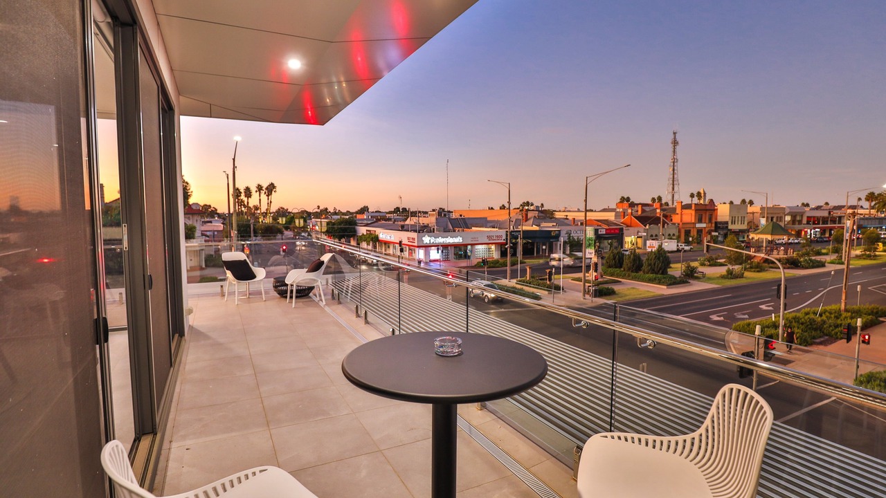 Photo of Patio Balcony in Mildura Central Business District
