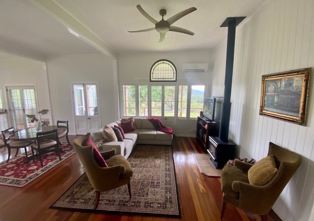 Photo of Livingroom in Doon Doon