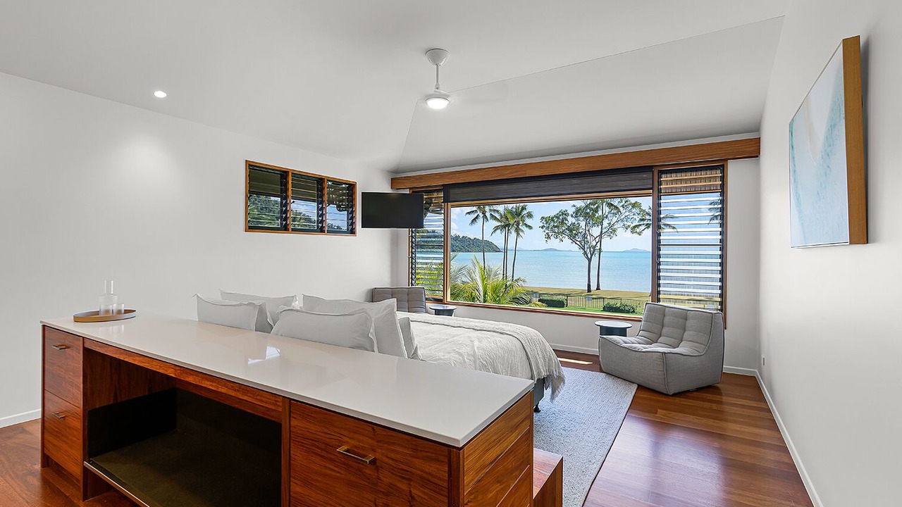 Photo of Bedroom in Flametree