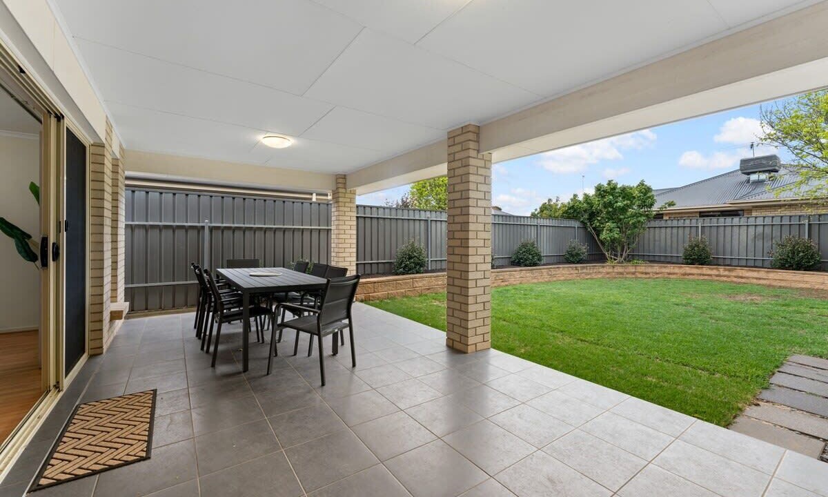 Photo of Outdoor in Dover Gardens
