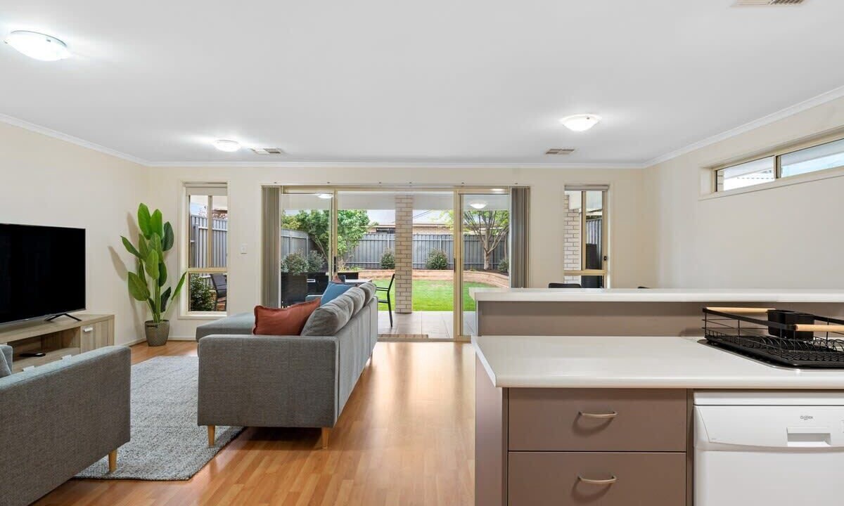 Photo of Bedroom in Dover Gardens