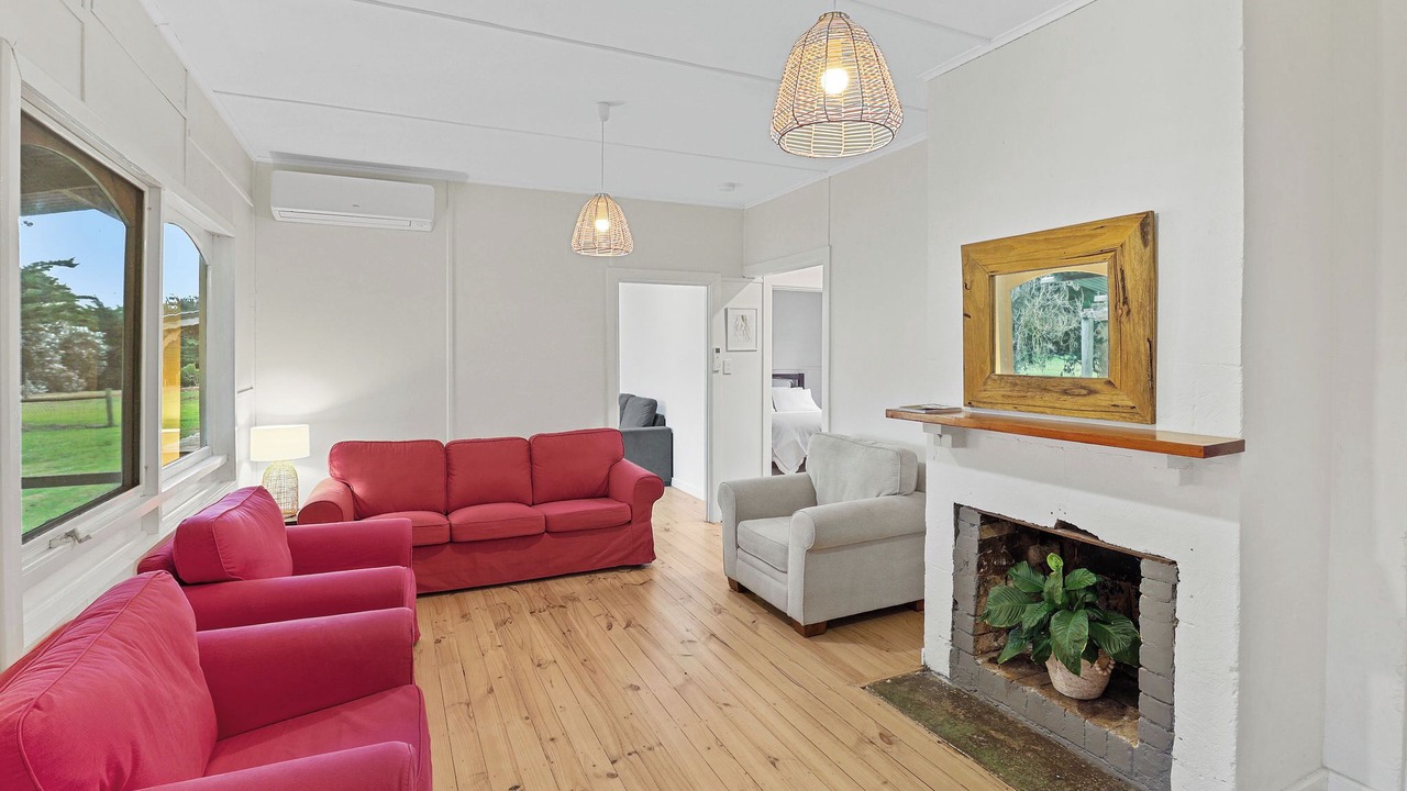 Photo of Livingroom in Yahl