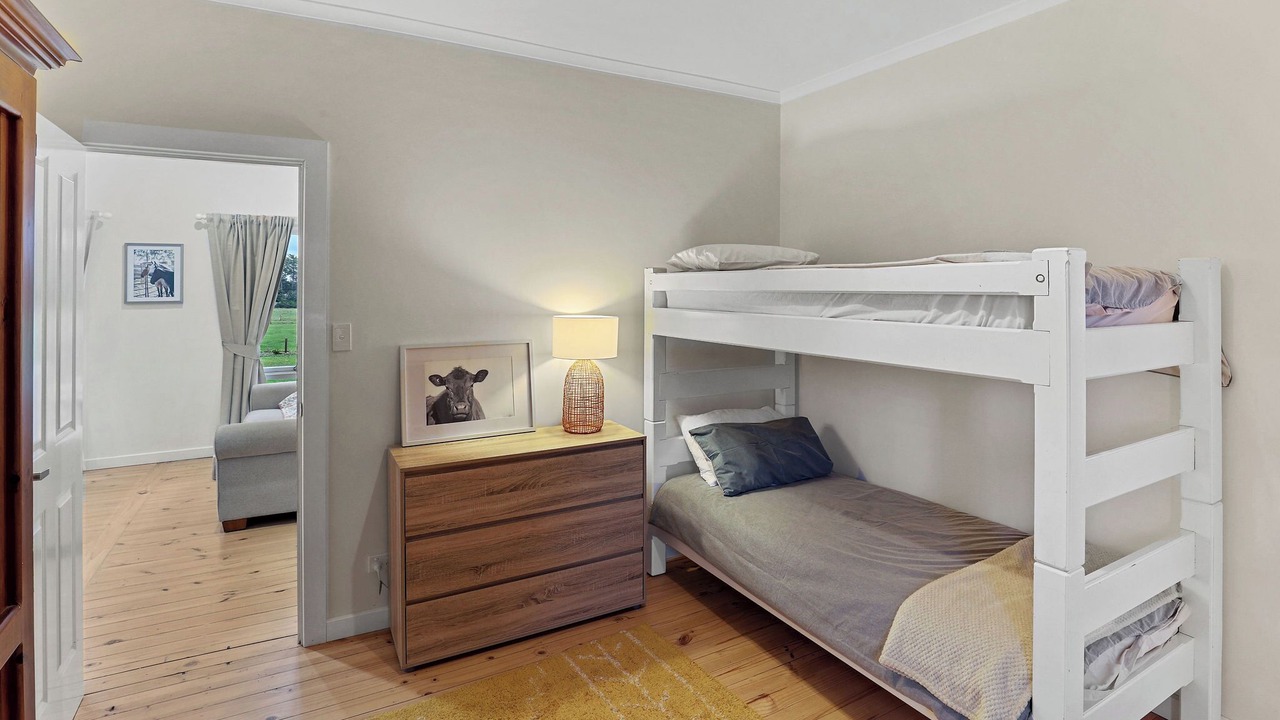 Photo of Bedroom in Yahl